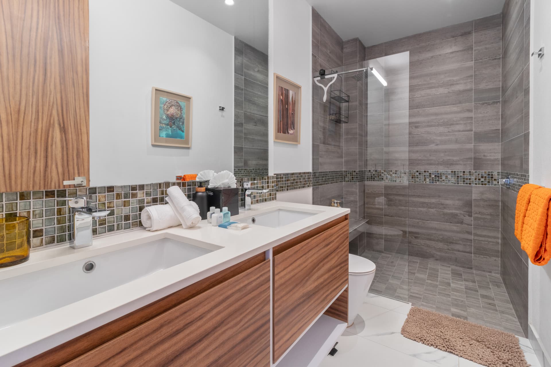 Vibrance Residence - Image 17