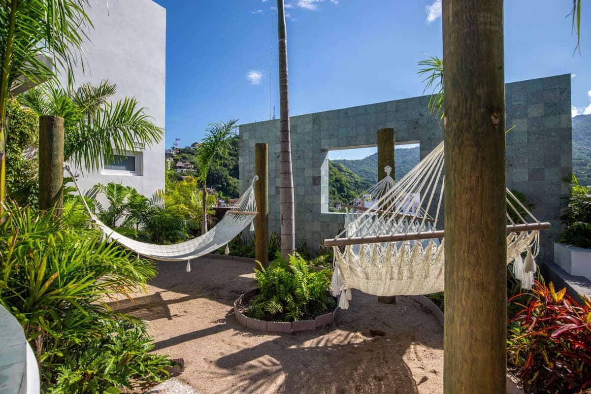 Under the Sea Residence - Image 34