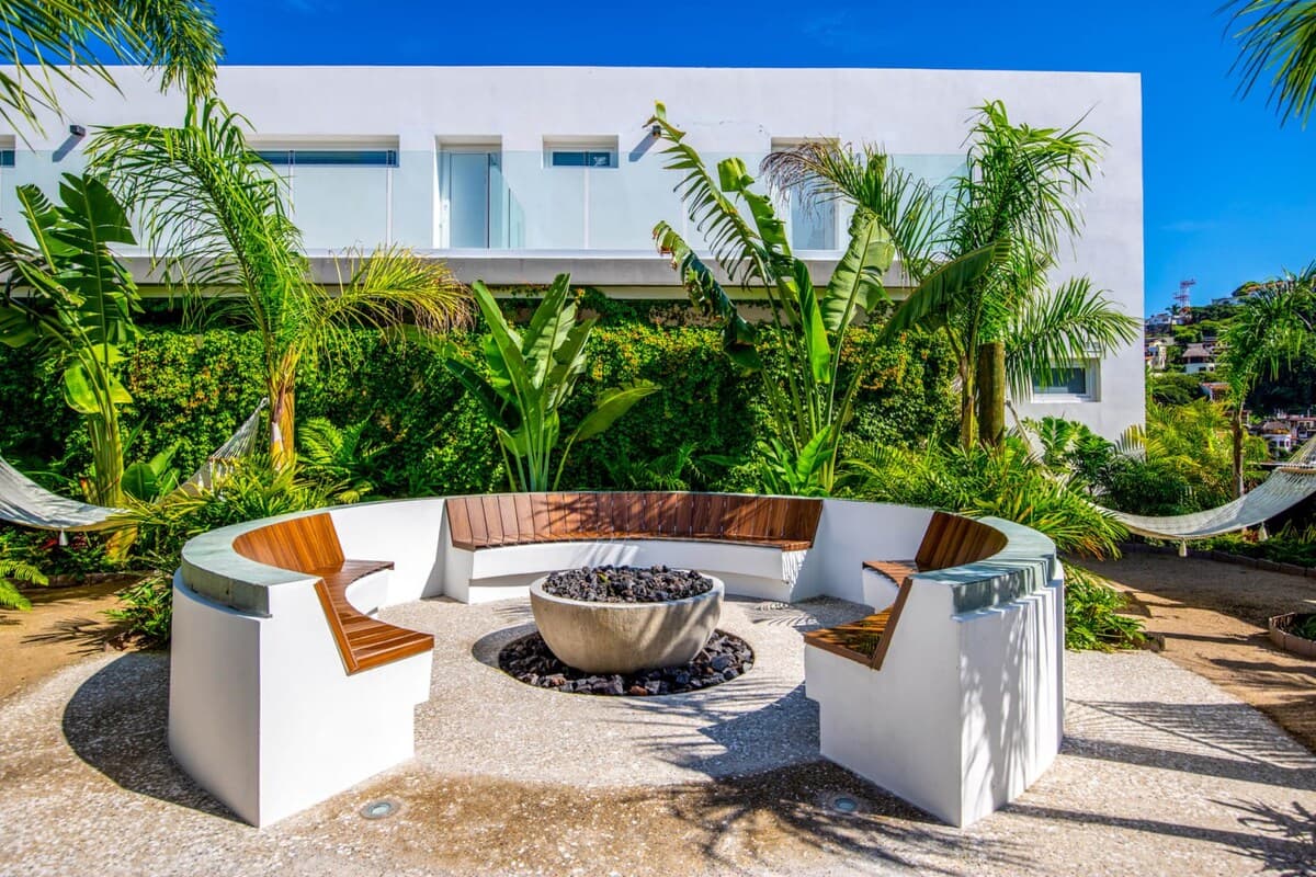 Emiliano Residence - Image 32