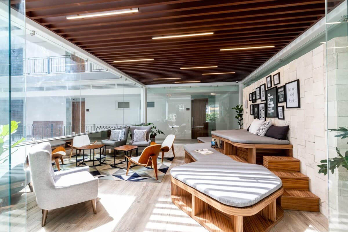 Emiliano Residence - Image 43