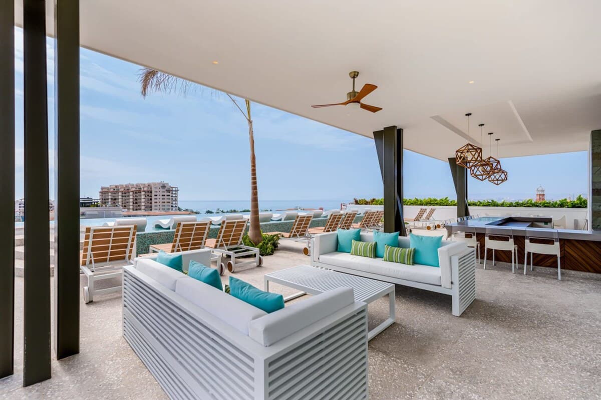 Emiliano Residence - Image 46