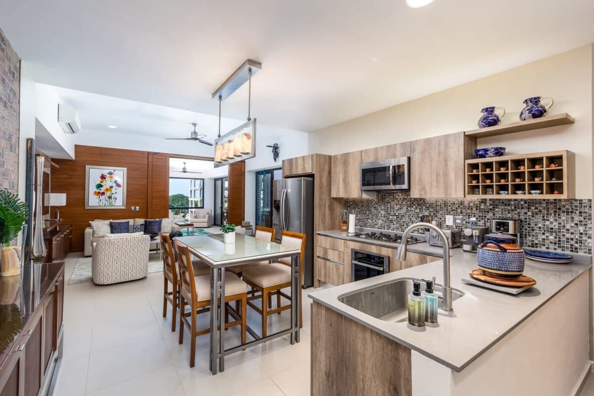 Coral Paradise - Image 4