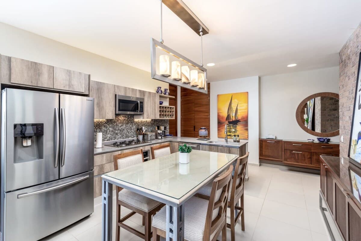 Coral Paradise - Image 8