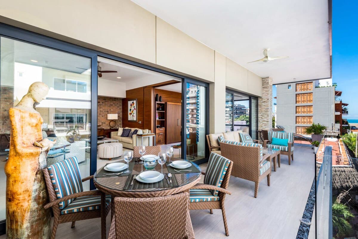 Coral Paradise - Image 11