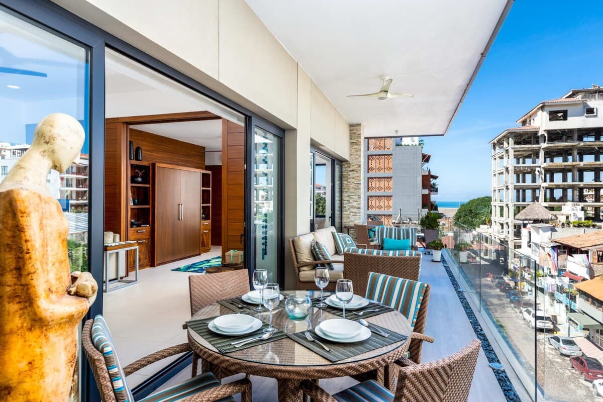 Coral Paradise - Image 12