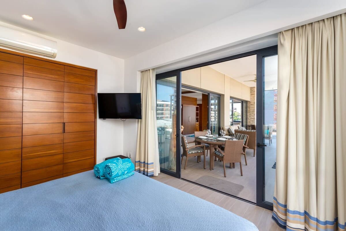 Coral Paradise - Image 17