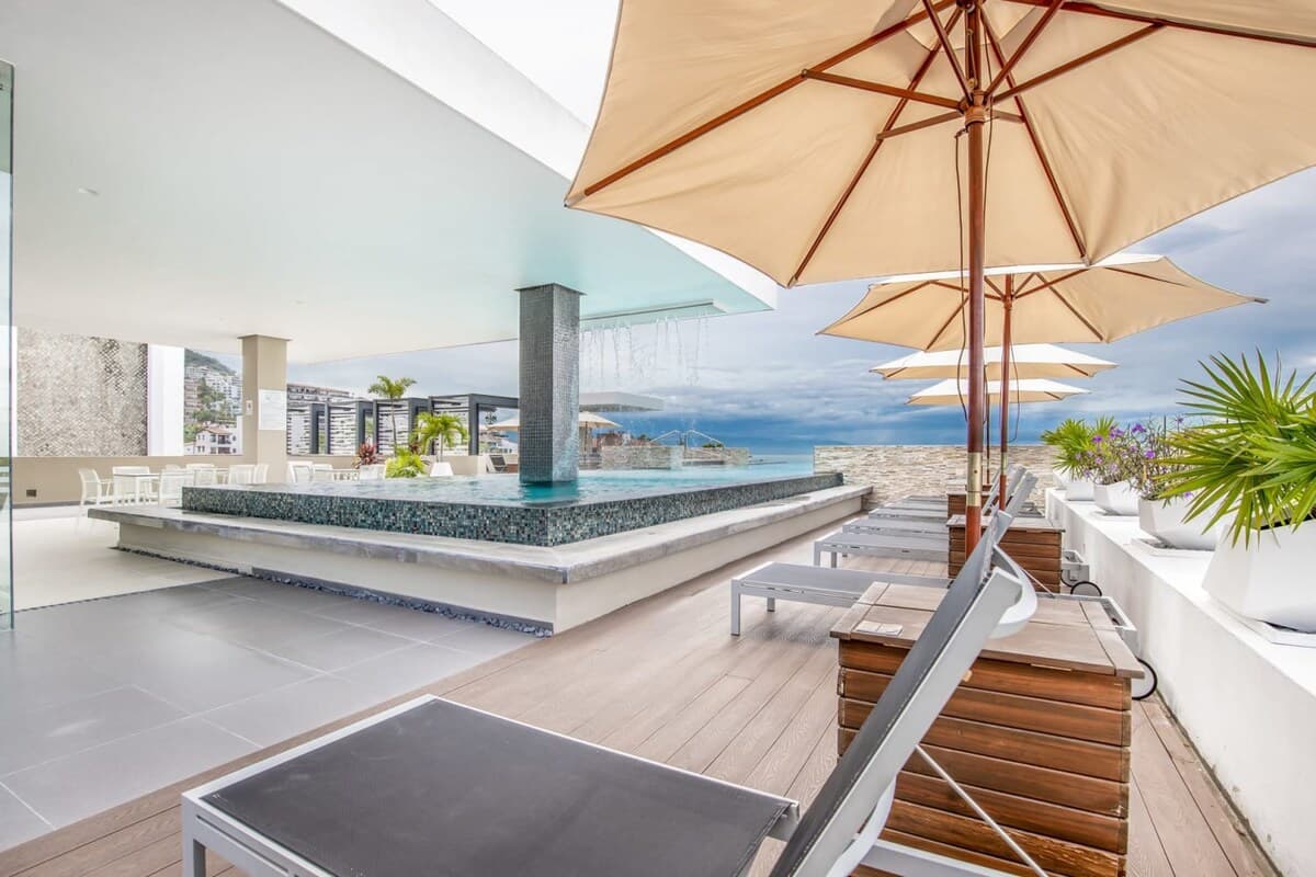 Coral Paradise - Image 26