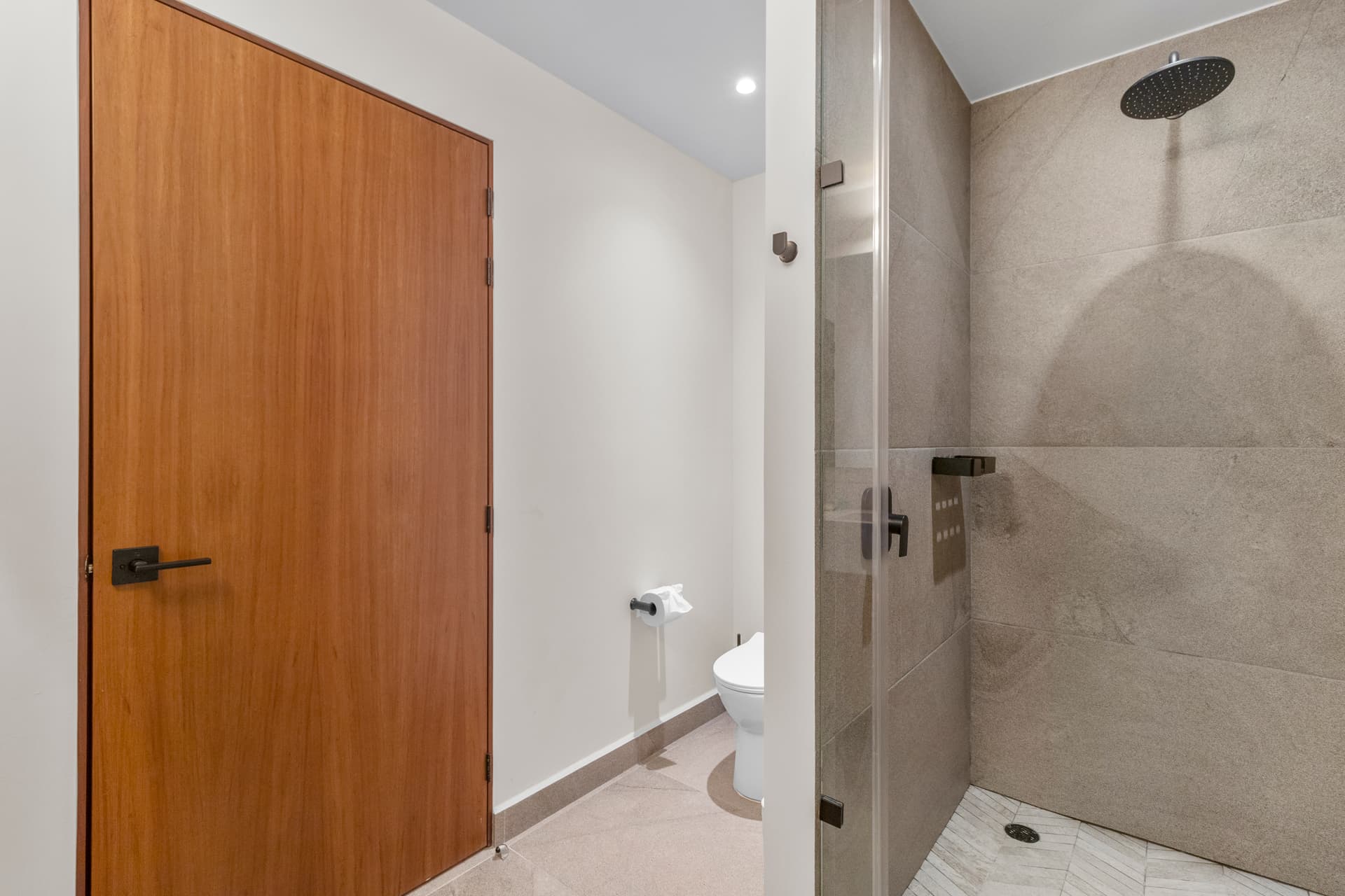  Dolphin Den - Image 20