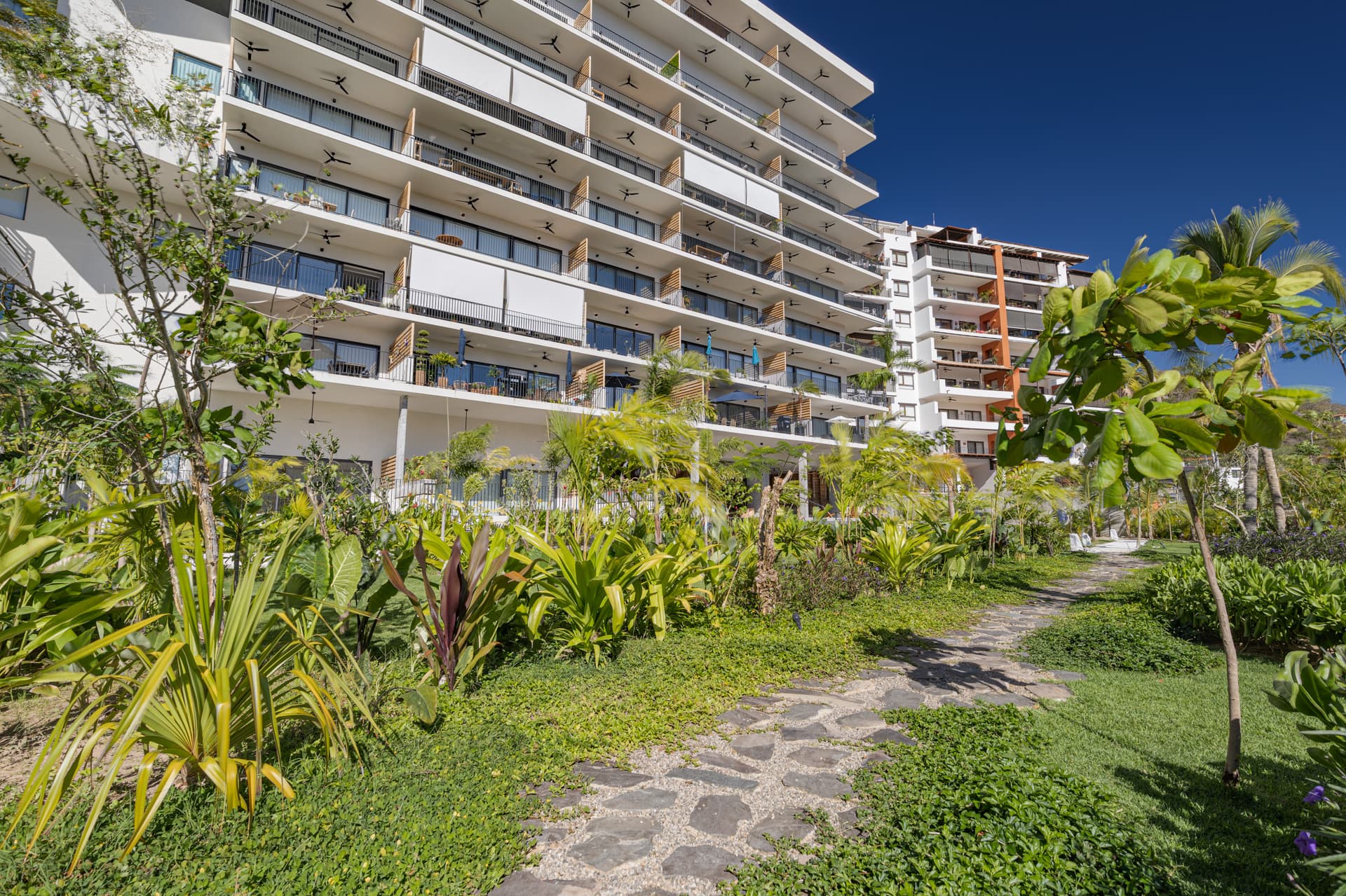  Dolphin Den - Image 39