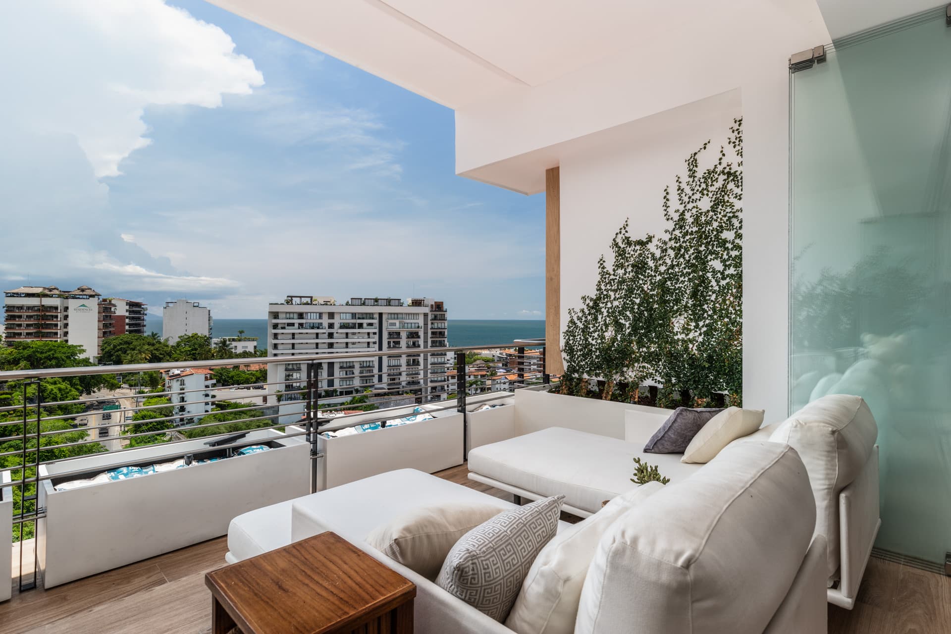 Pelican Perch - Image 3