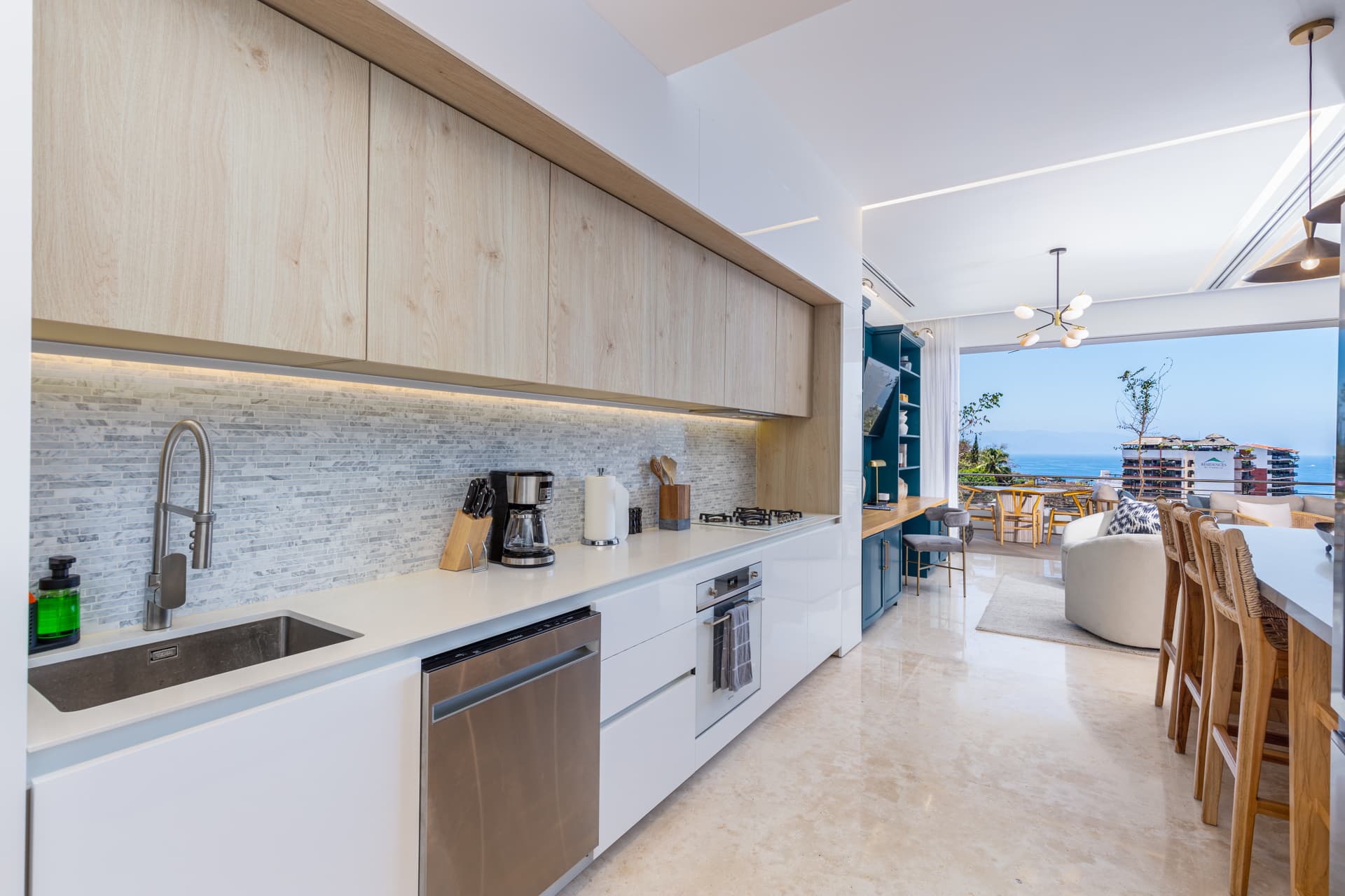 Vista Elegance Retreat - Image 5