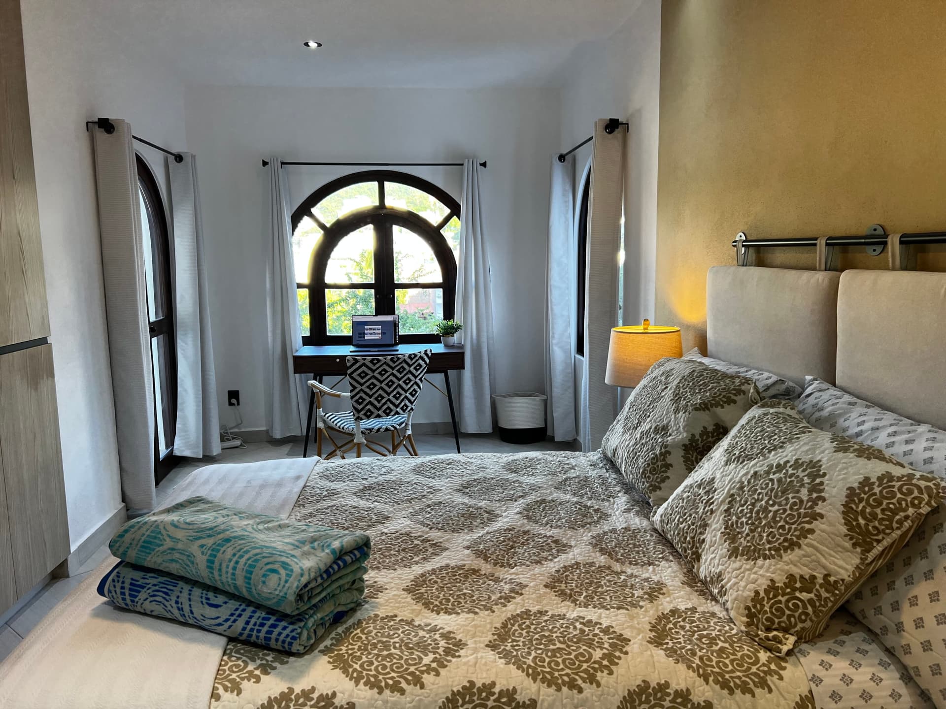 Driftwood Dream - Image 22