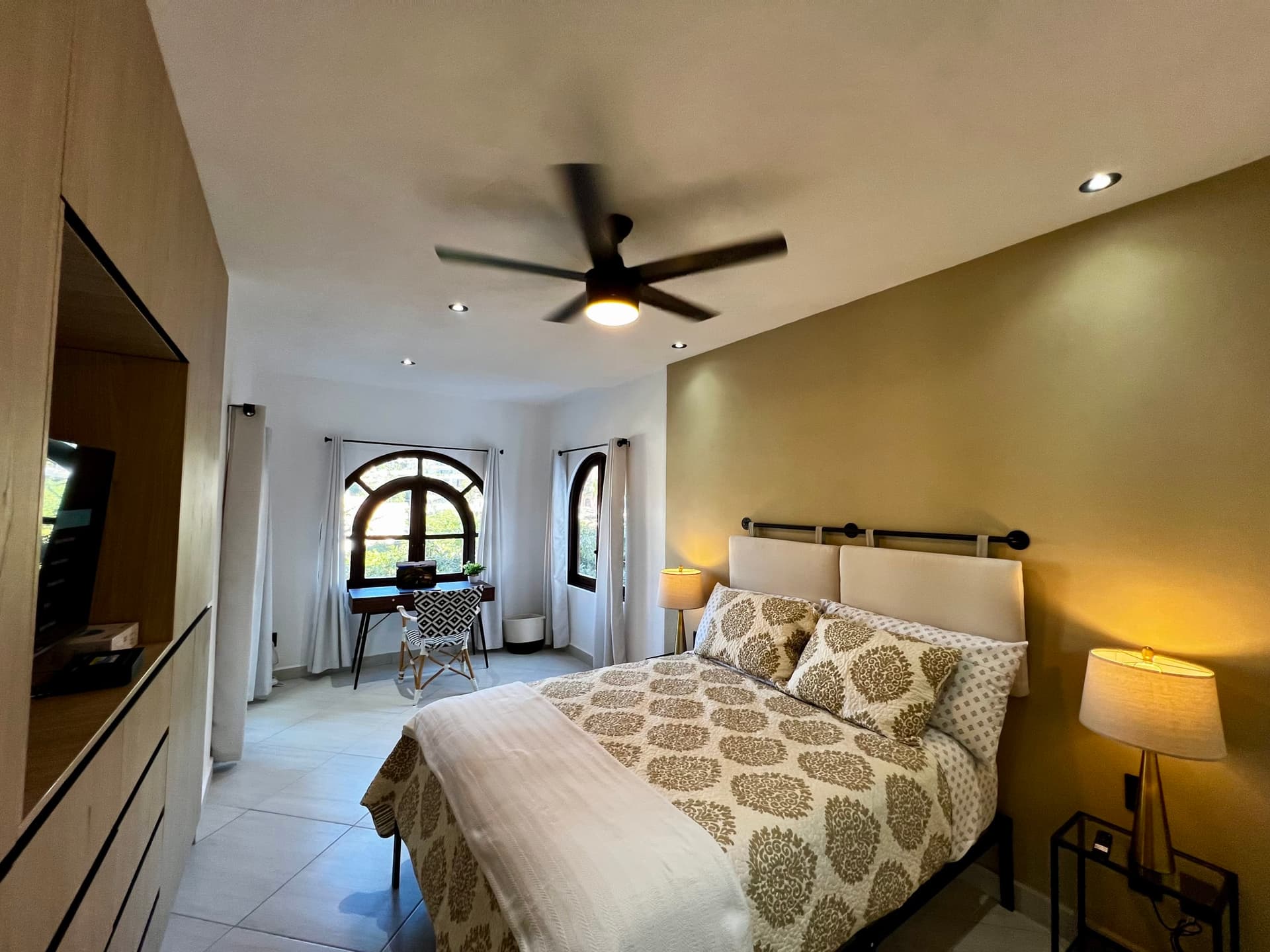 Driftwood Dream - Image 24