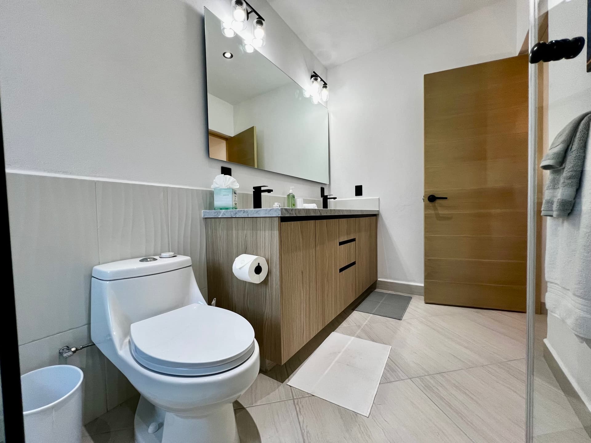 Driftwood Dream - Image 26