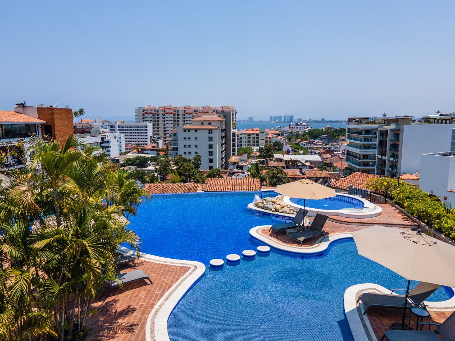 Driftwood Dream - Image 42