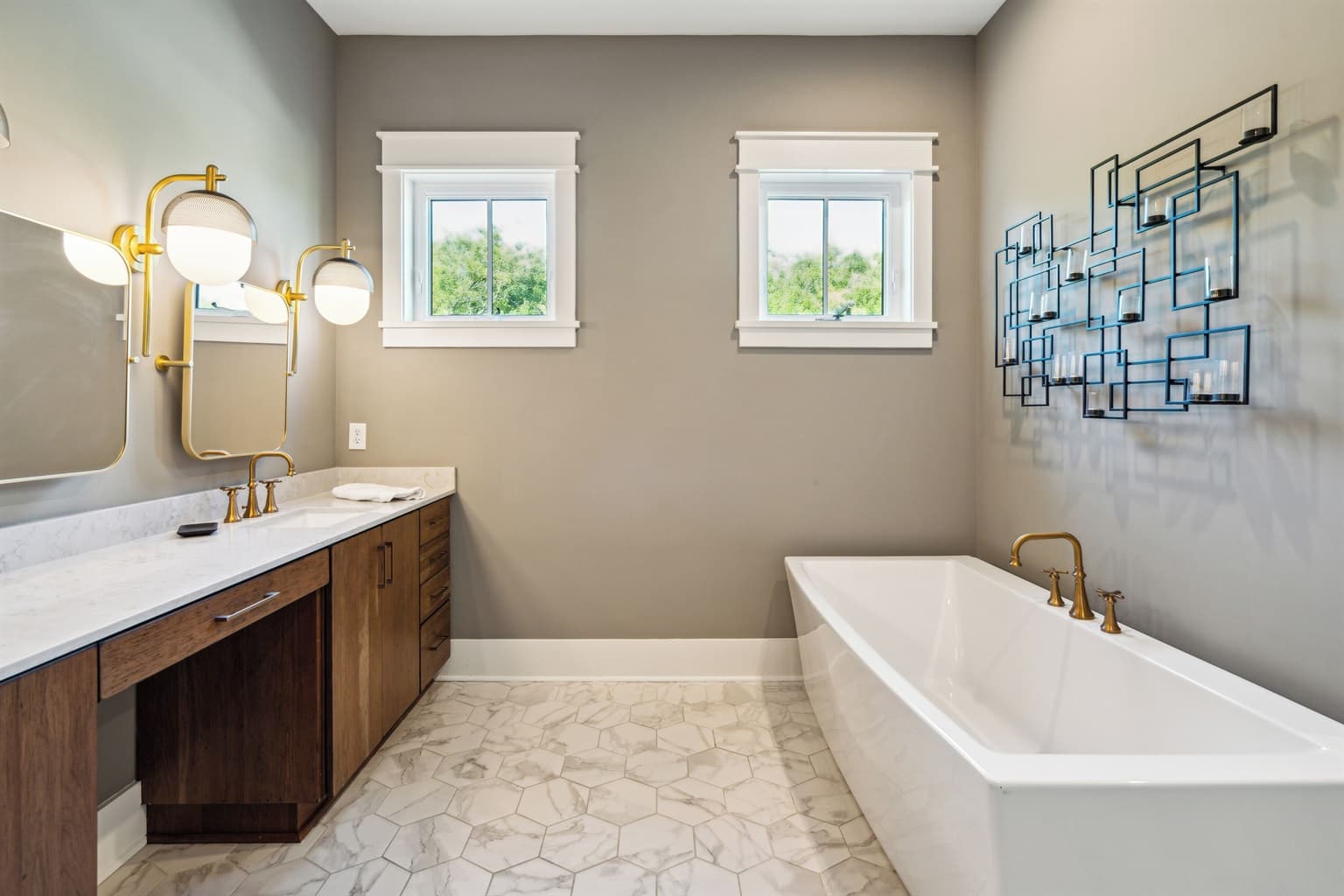 Beach Please - Image 15