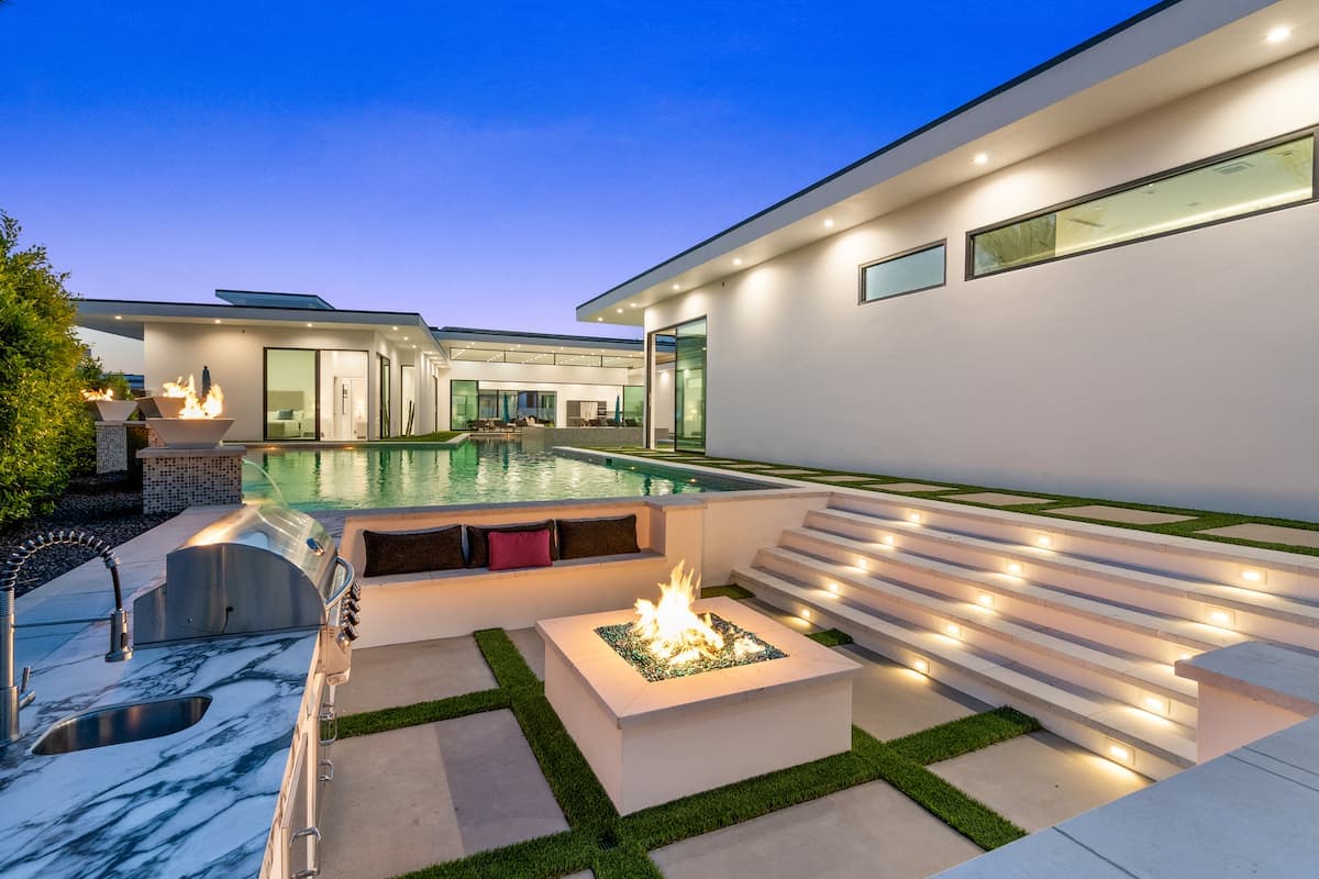 Bravo Villa #7 - Image 62