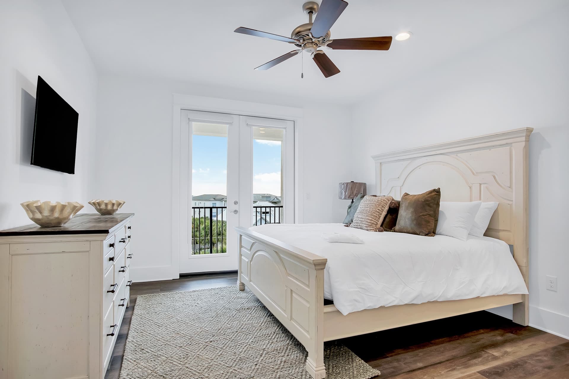 Aces High - Image 15