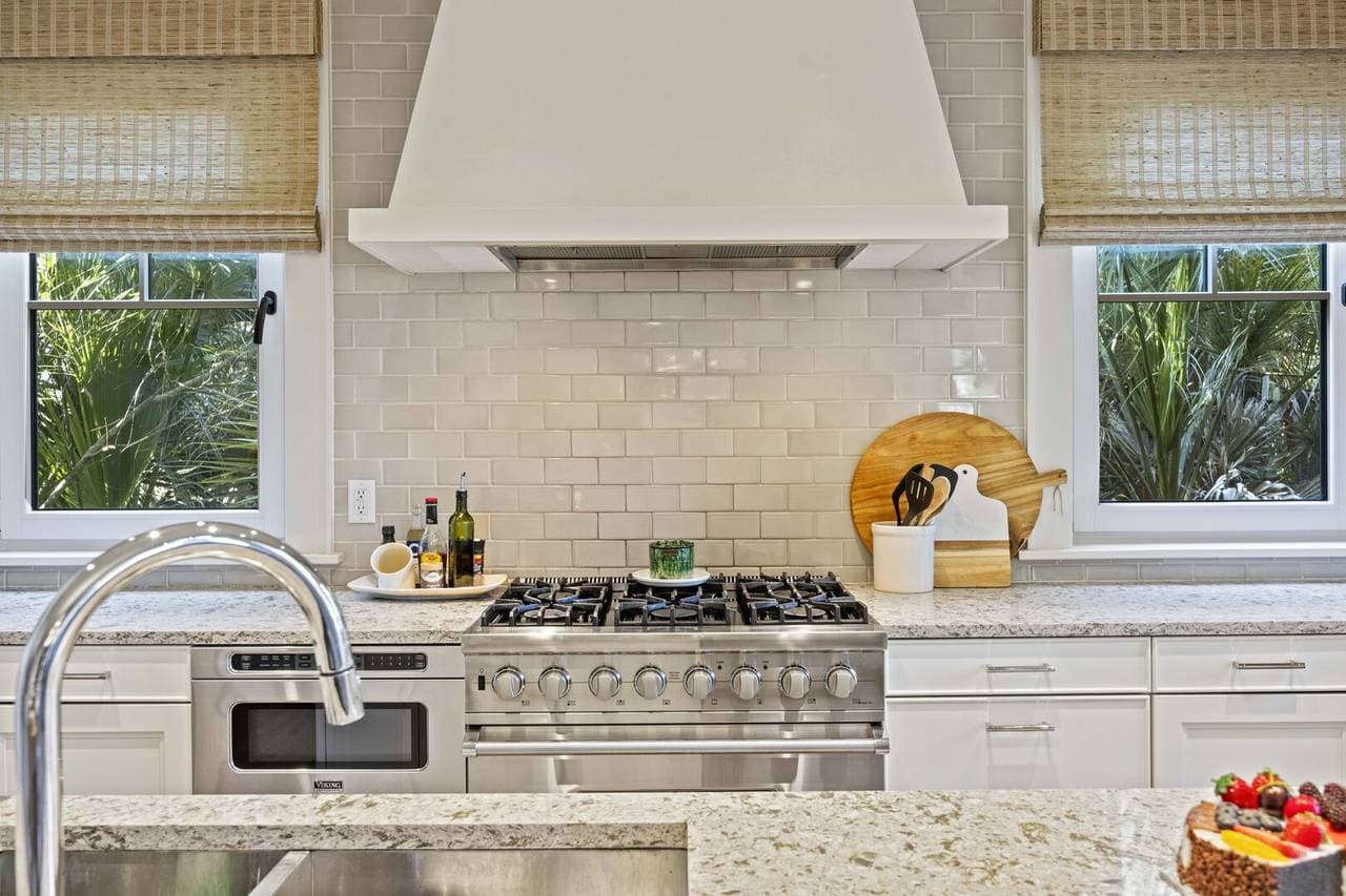 Halona Marshfront Retreat - Image 13