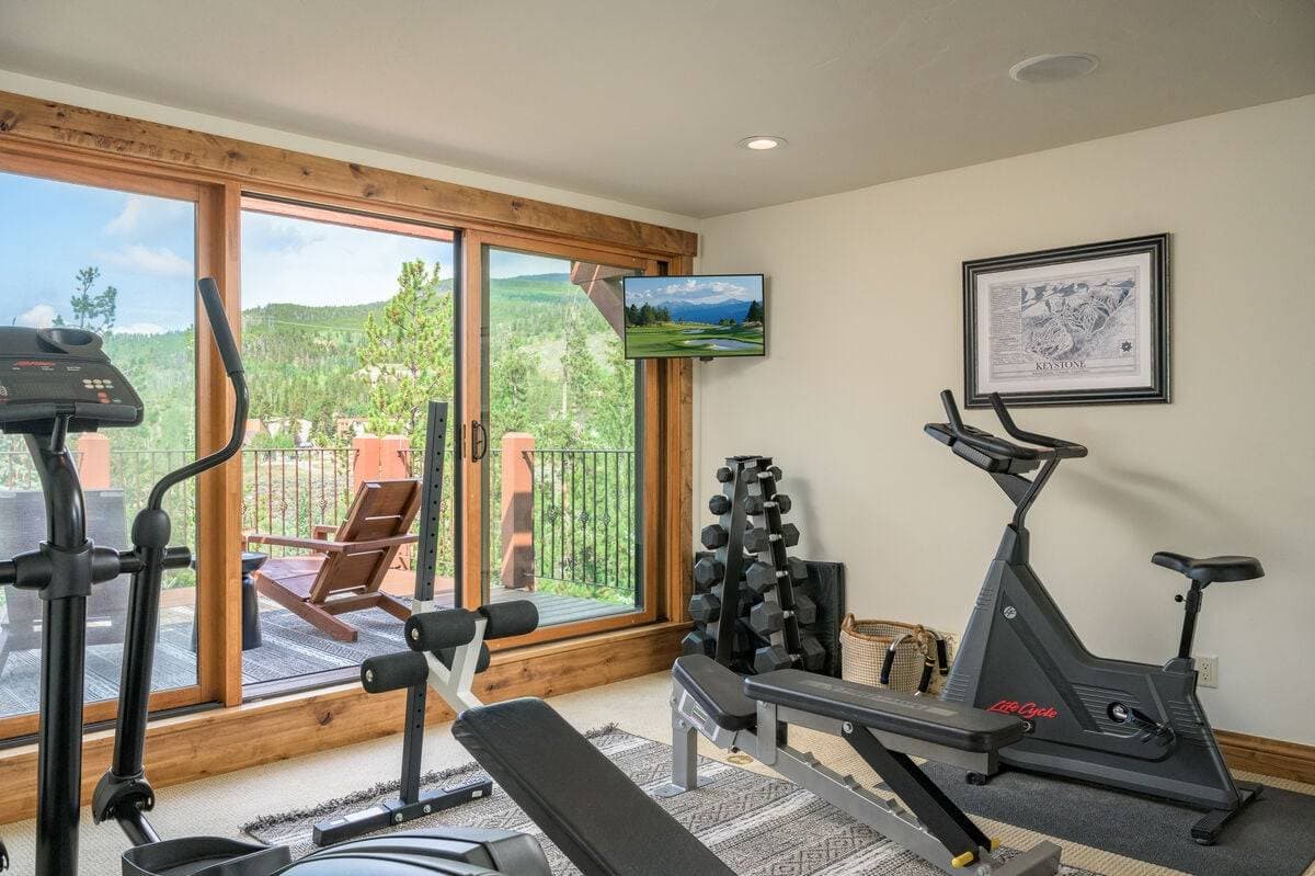 Four Sisters - Image 52