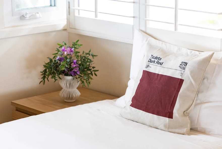 La Jolla Mid-Century - Image 30