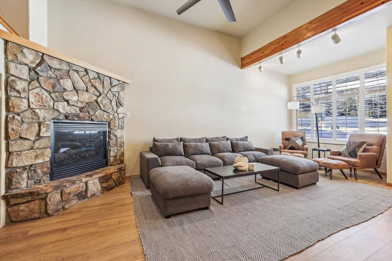 Cedars Townhome #24 - Image 4