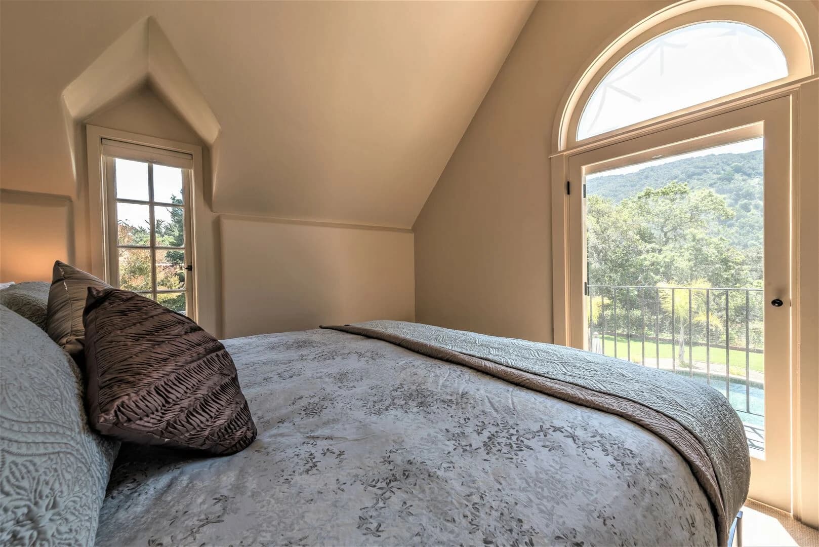 Renaissance Villa - Image 21