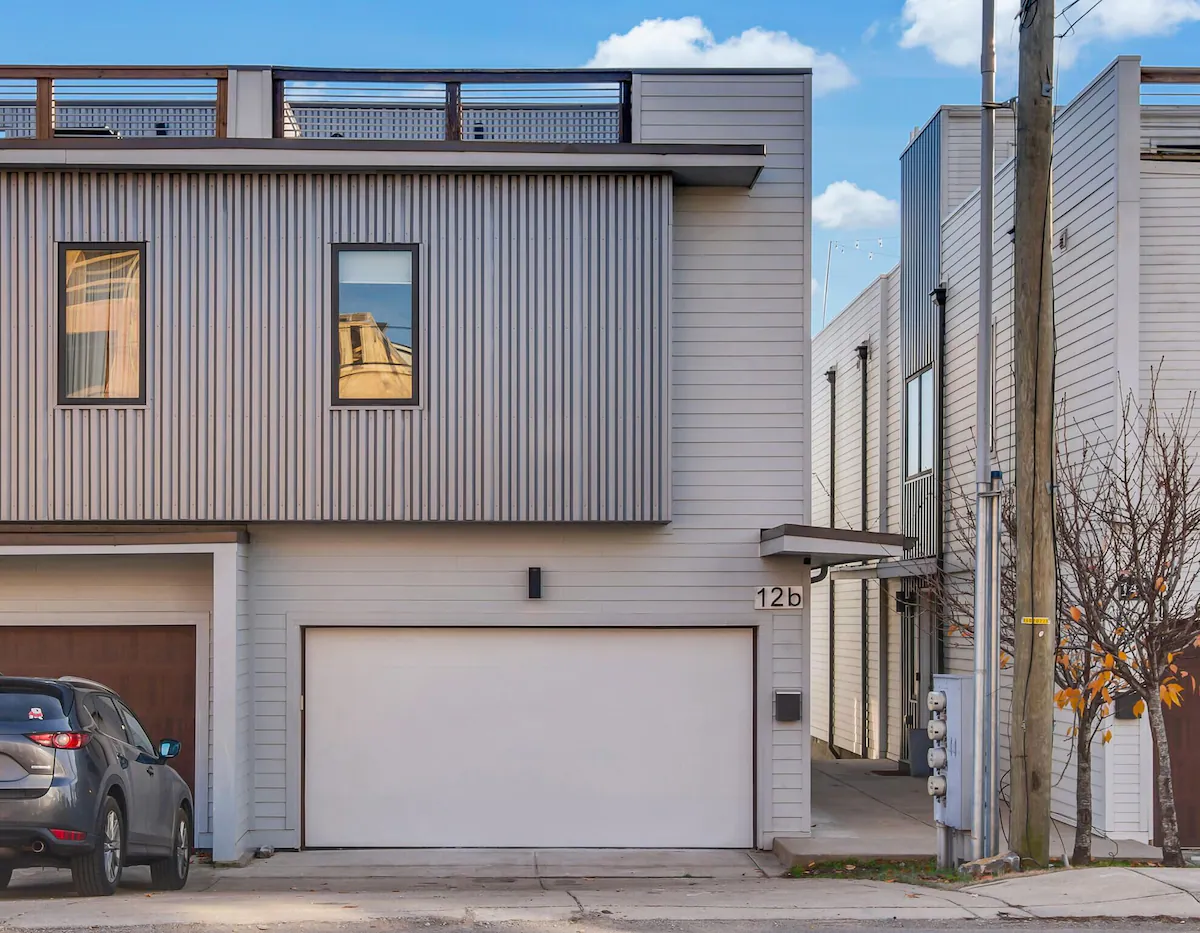 Era's House - Image 50