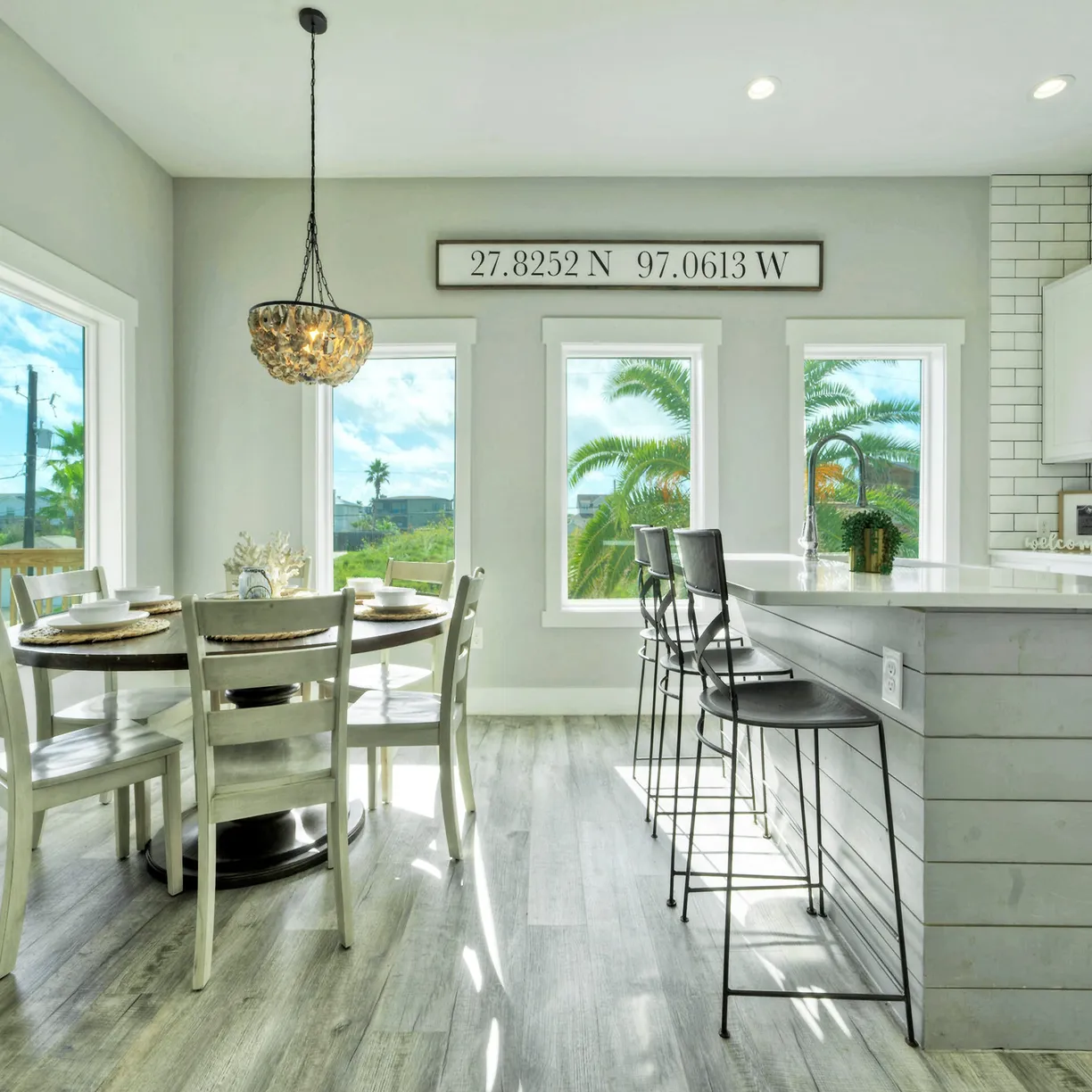 Wild Horse House - Image 4