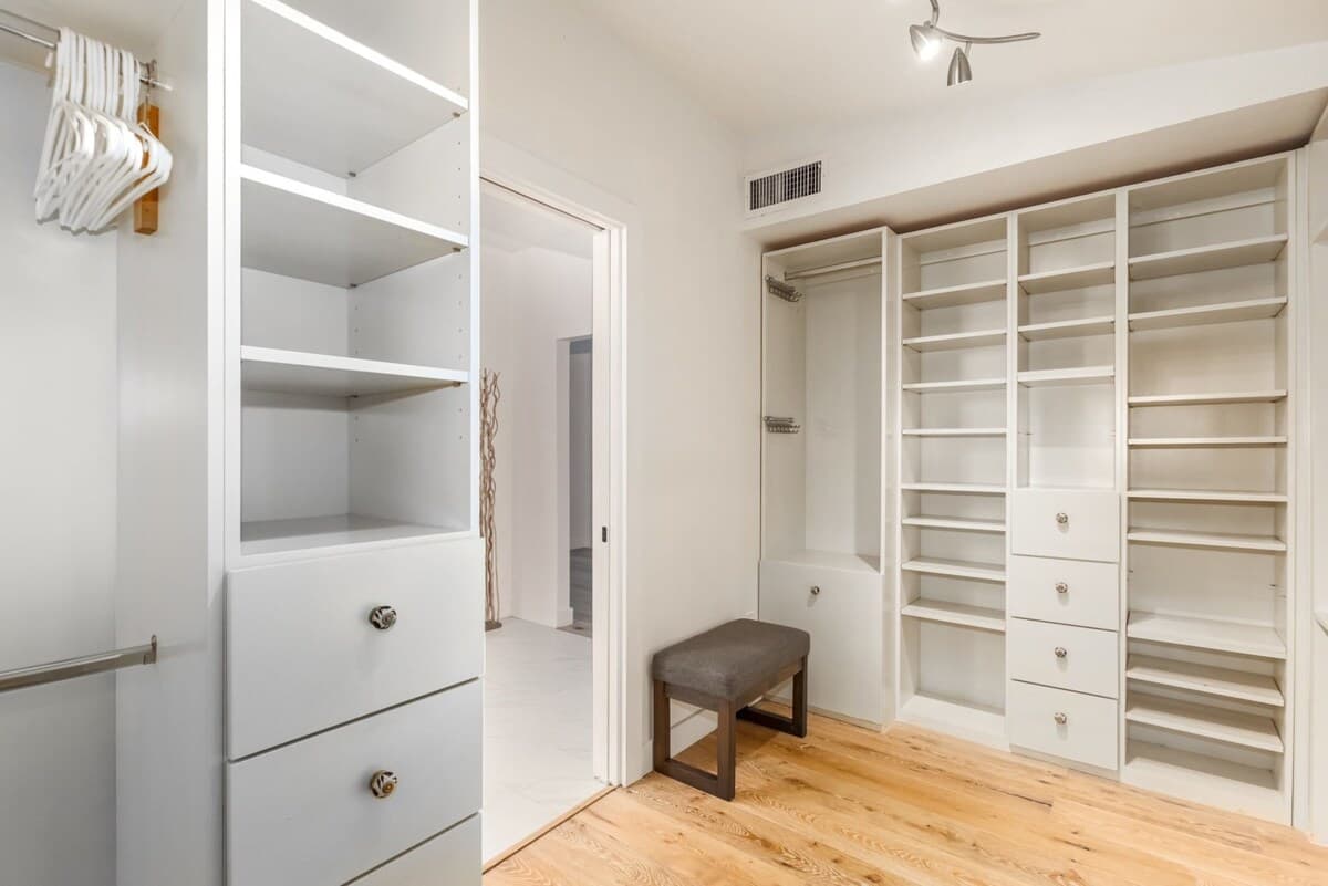 Hummingbird Estate - Image 17