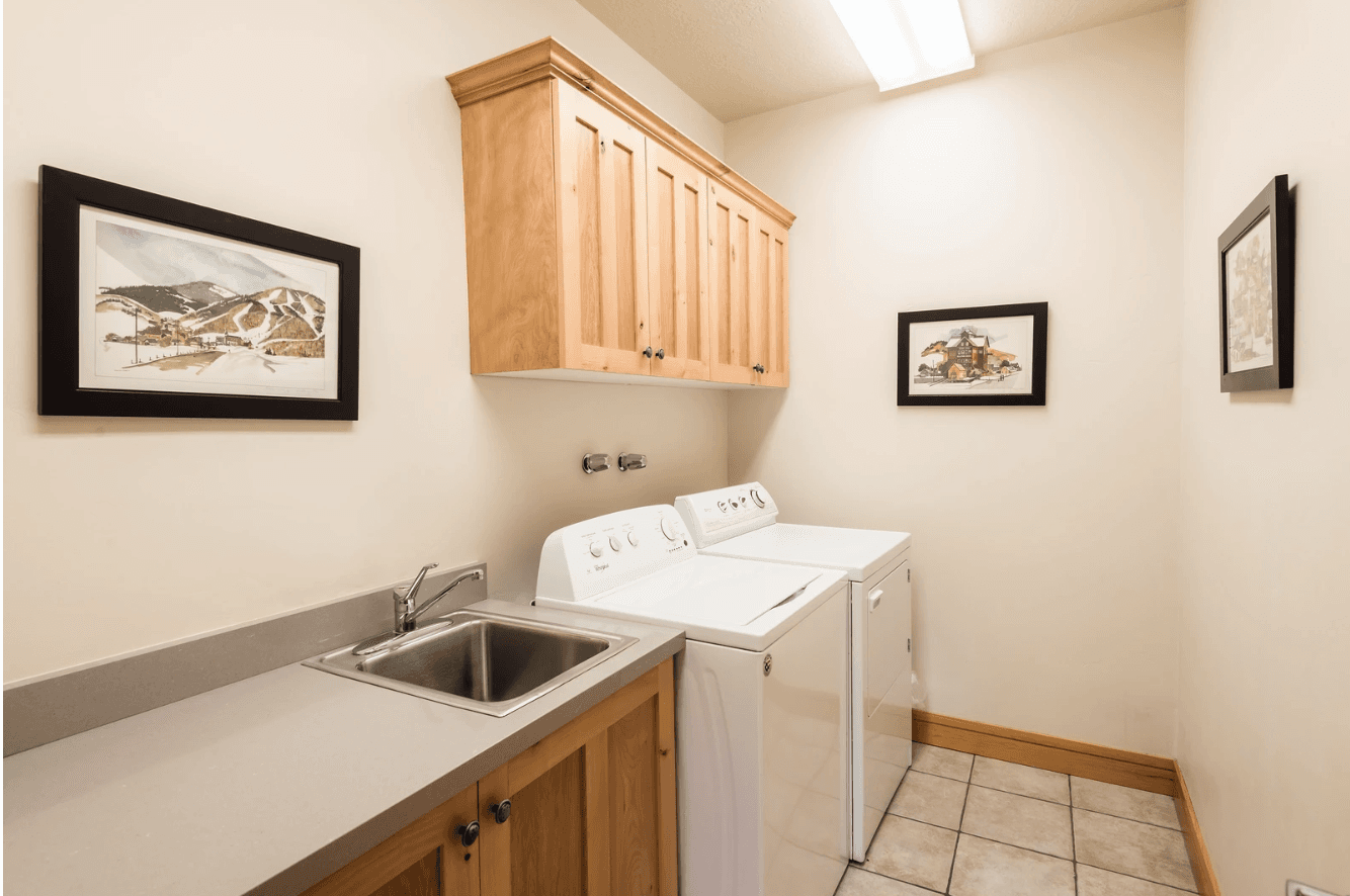 Conifer Nest - Image 25