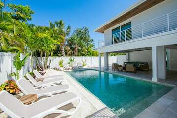 Gulf Shore Retreat - Image 2