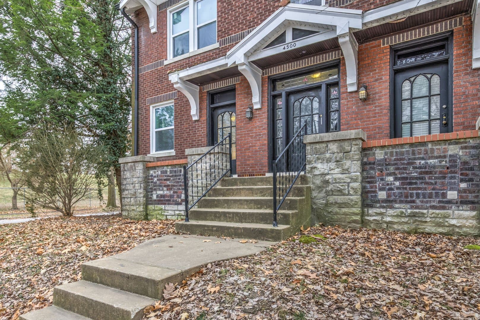 Portis Brick & Bloom - Image 24