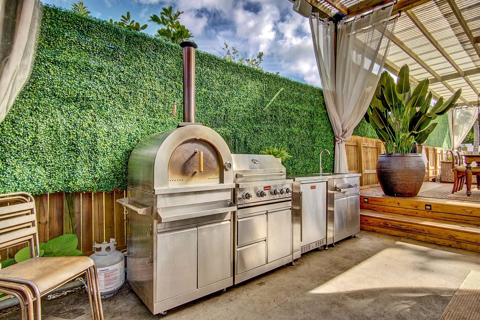 Tree House - Image 3