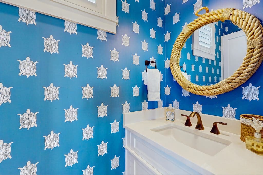 Sea*Renity Now - Image 19