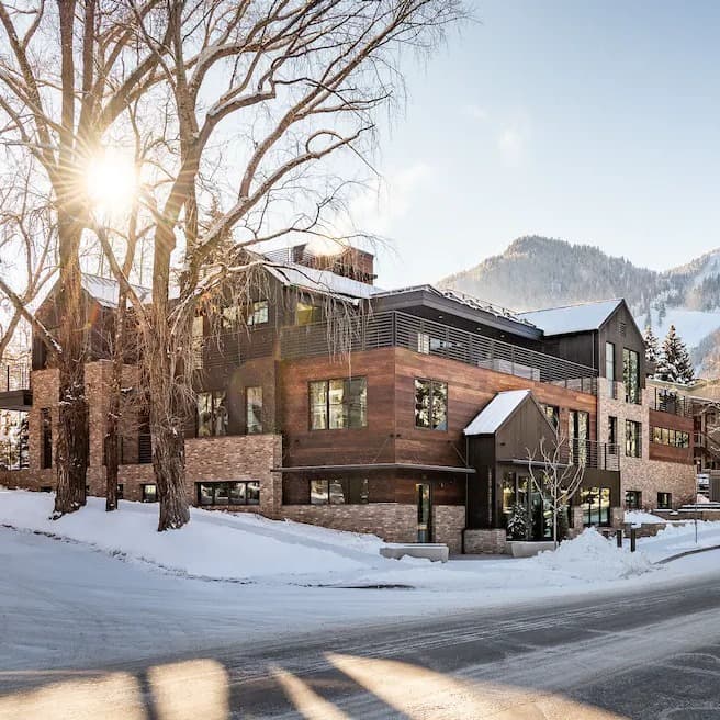 Aspen St. Lodge - Image 1