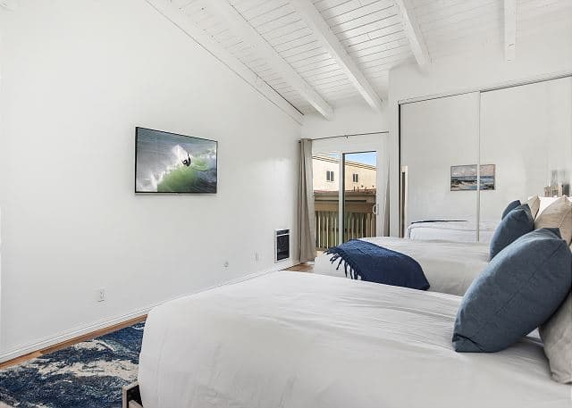 Shore O'Clock - Image 28