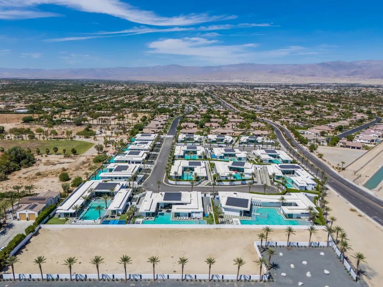 Bravo Villa #11 - Image 77