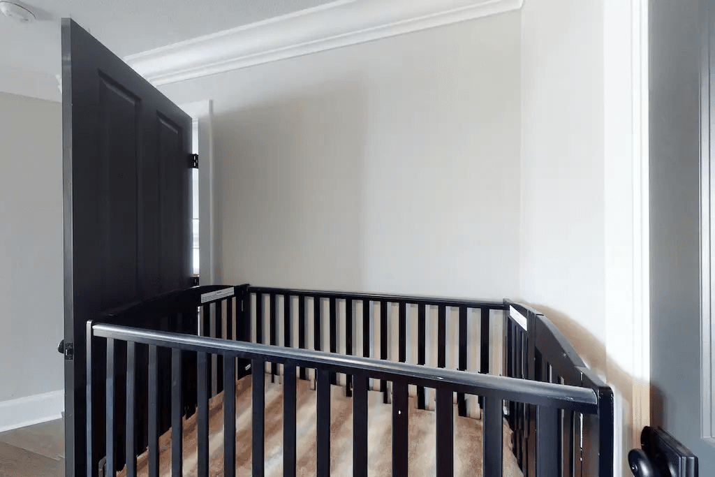 Fraser River Retreat - Image 19