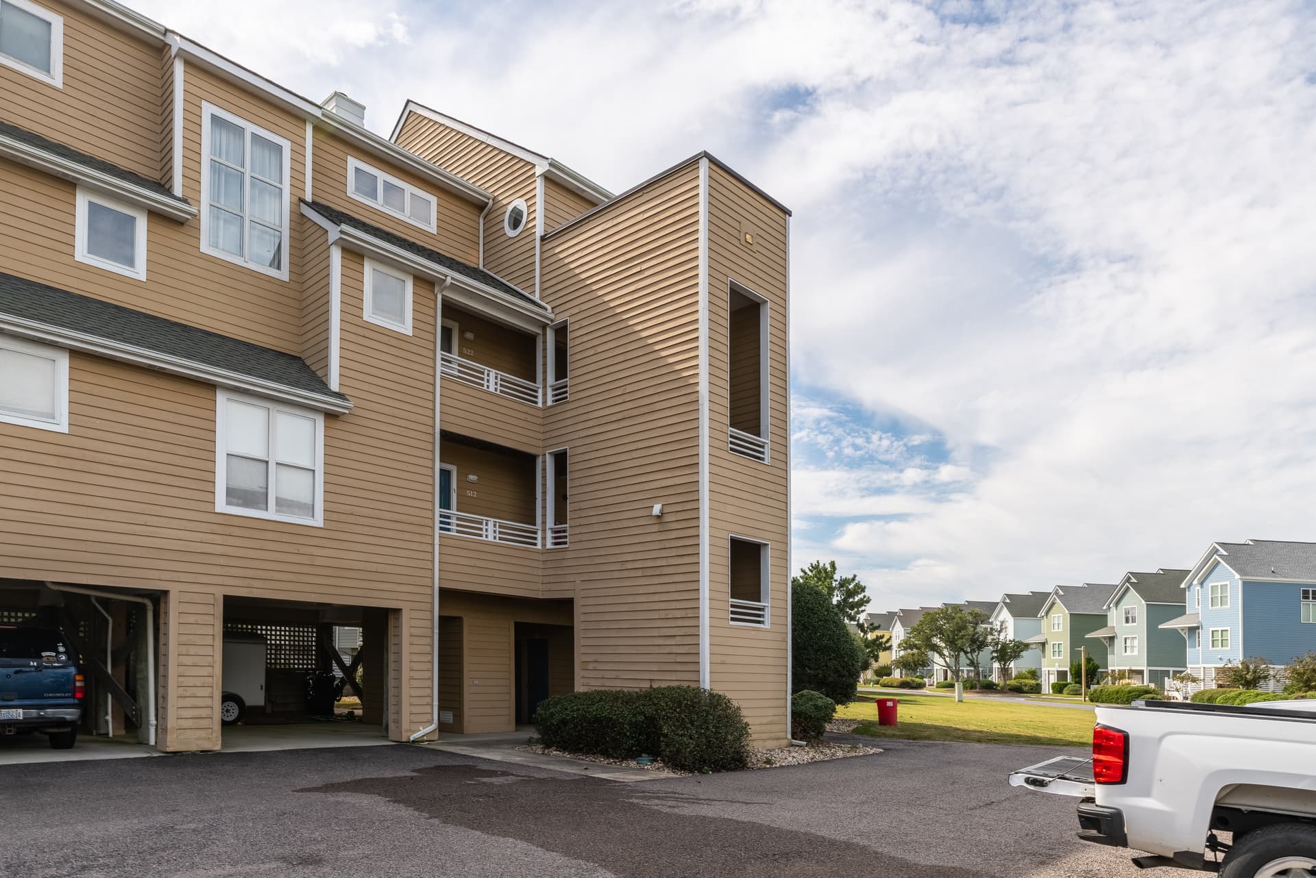 Sun of a Beach Home - Image 25