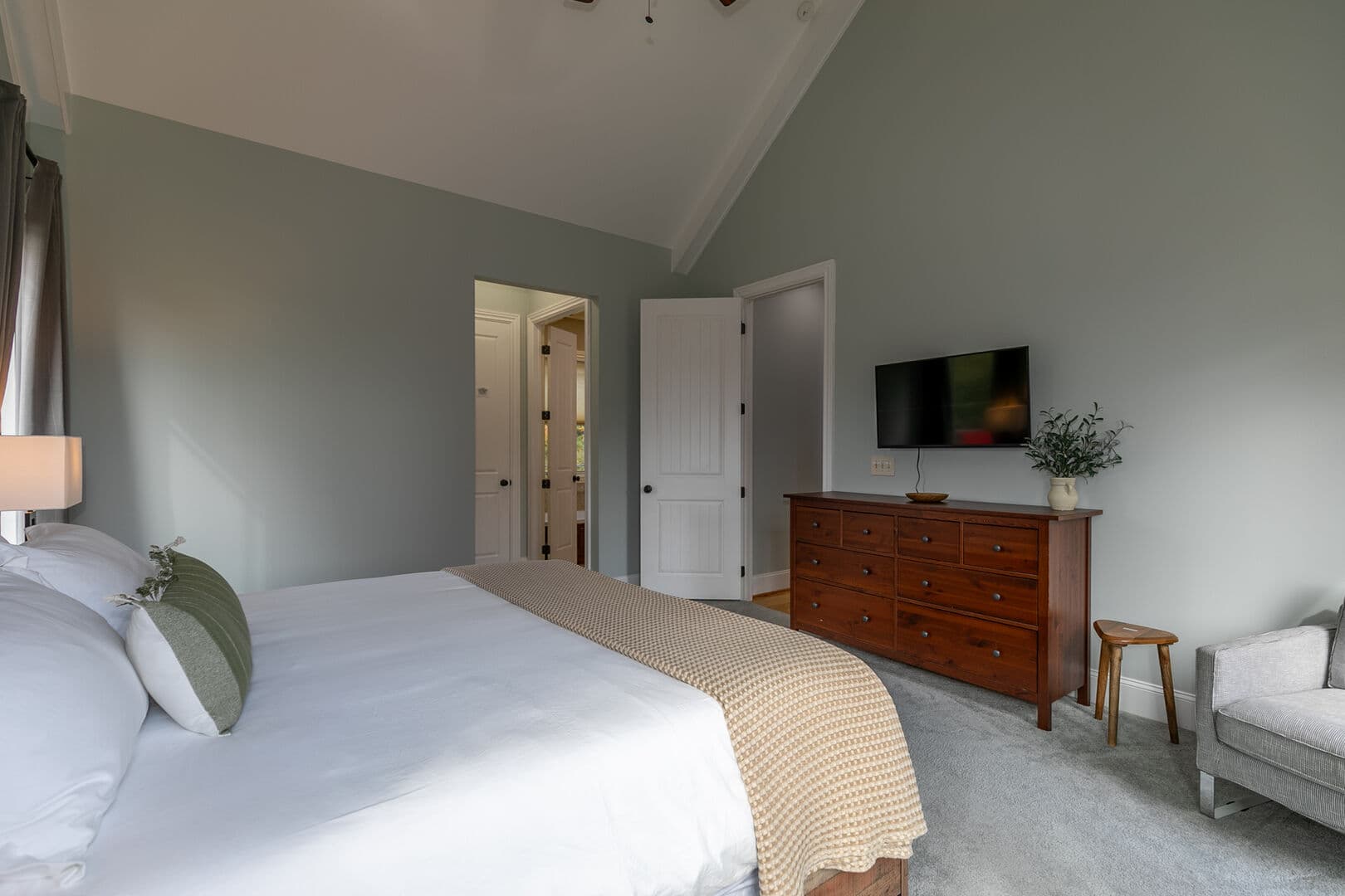 Mountain Top House - Image 23