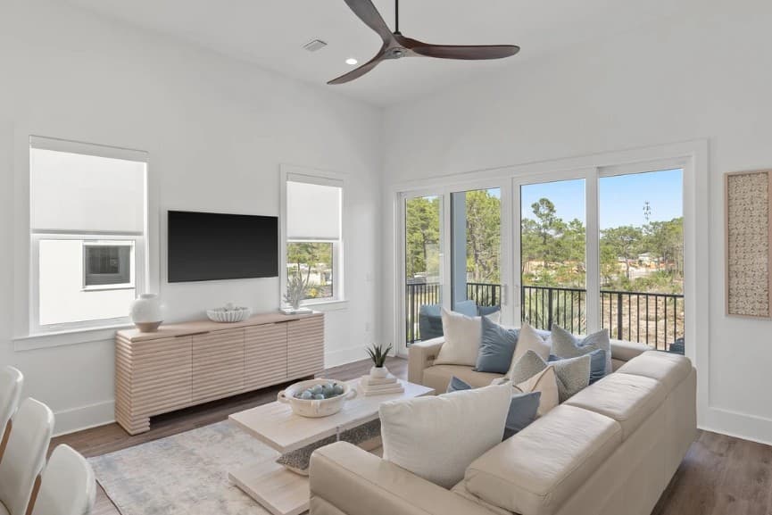 Lone Star Hideaway - Image 4