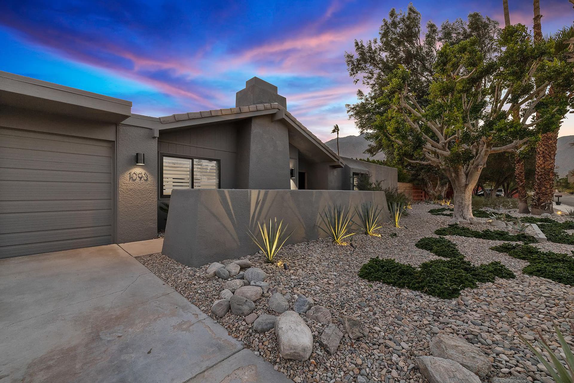 Freestone Modern Home - Image 29