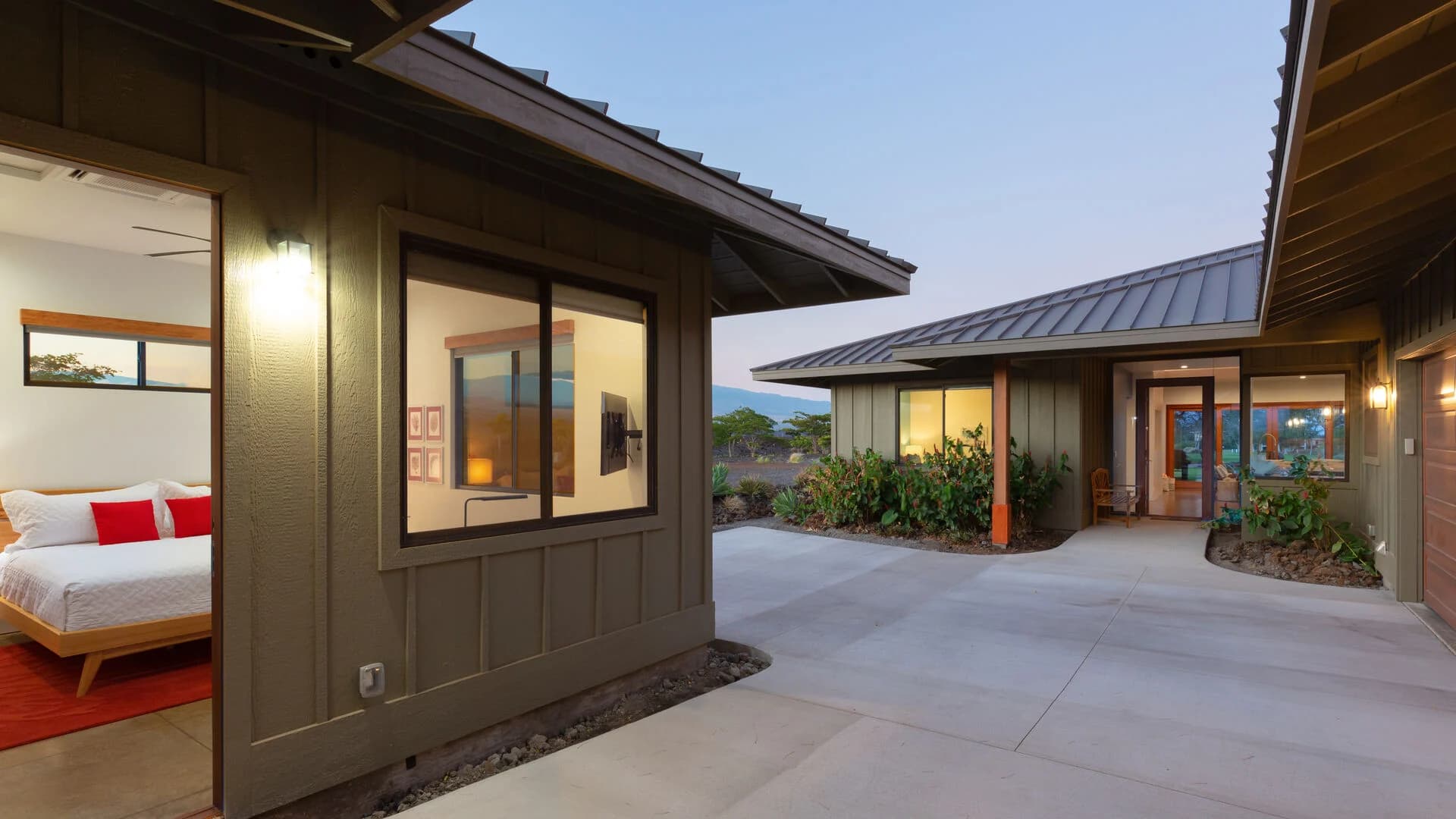 Family Tides - Image 24