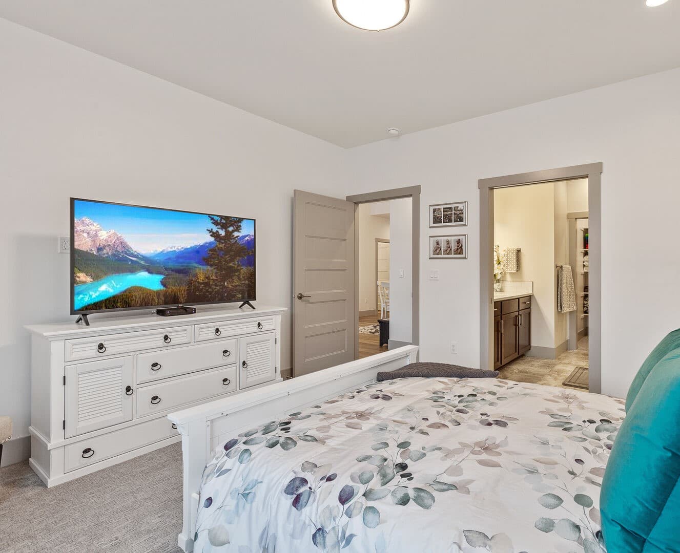 Suzanne Home - Image 14