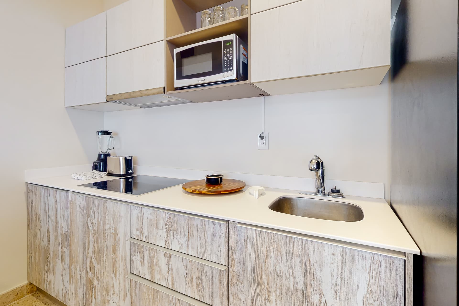 Katia Condos - Image 6