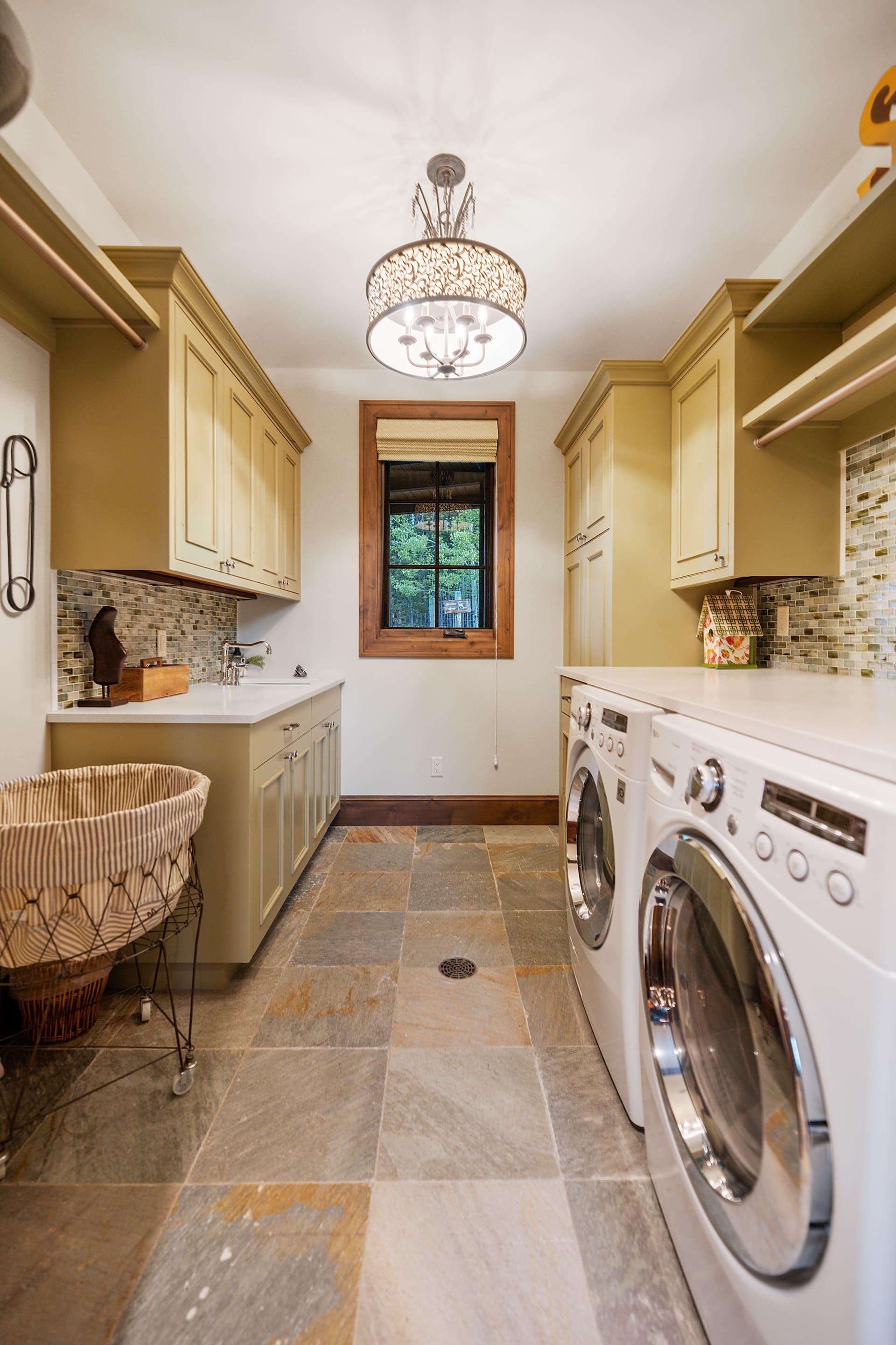 Last Best Chalet - Image 44