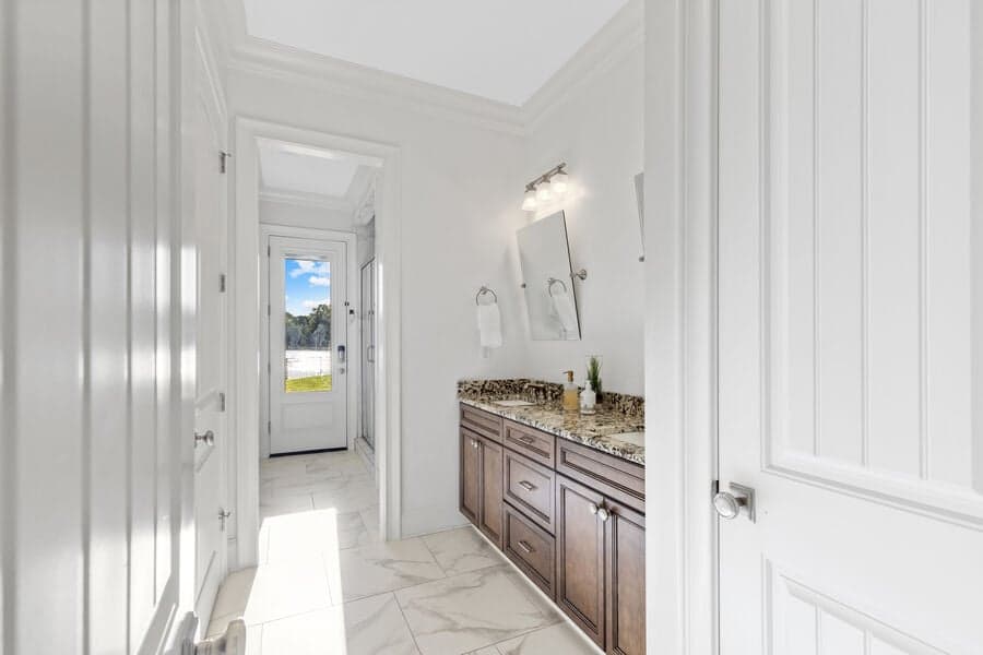 Mallard Vestige - Image 43