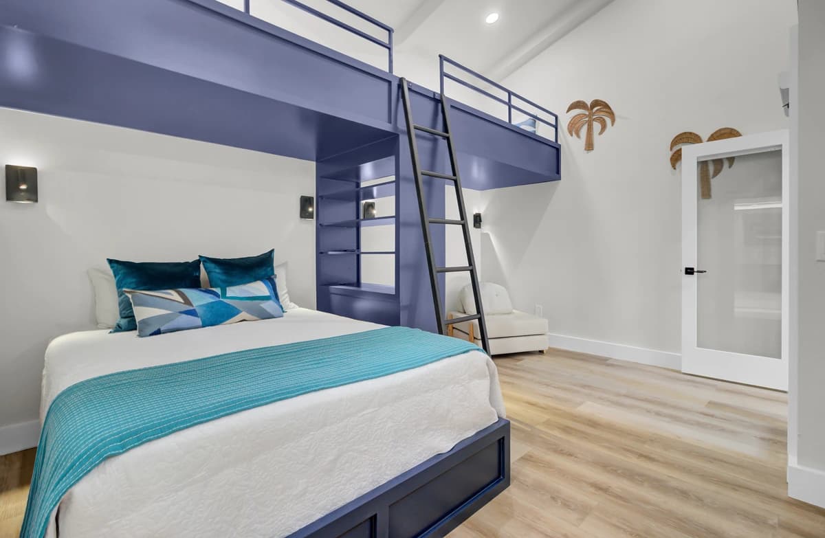 Seascape Oceanfront #516 - Image 22