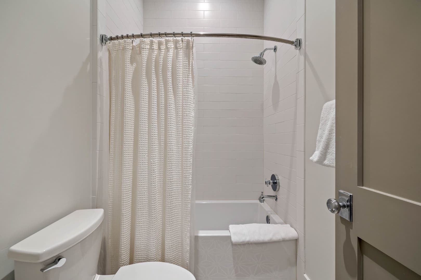 Gulf Shore Manor - Image 30